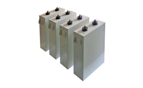 電容分別在直流、交流電路中，是如何充電放電的呢?